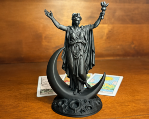 Nyx Altar Statue