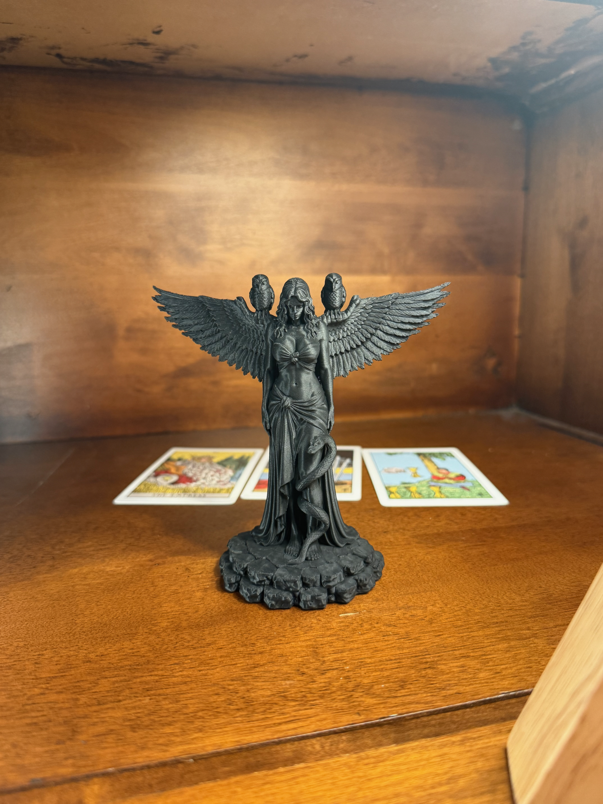 Lilith Statue | Dark Goddess Altar Figure | Occult Gothic Goddess Sculpture - Image 4